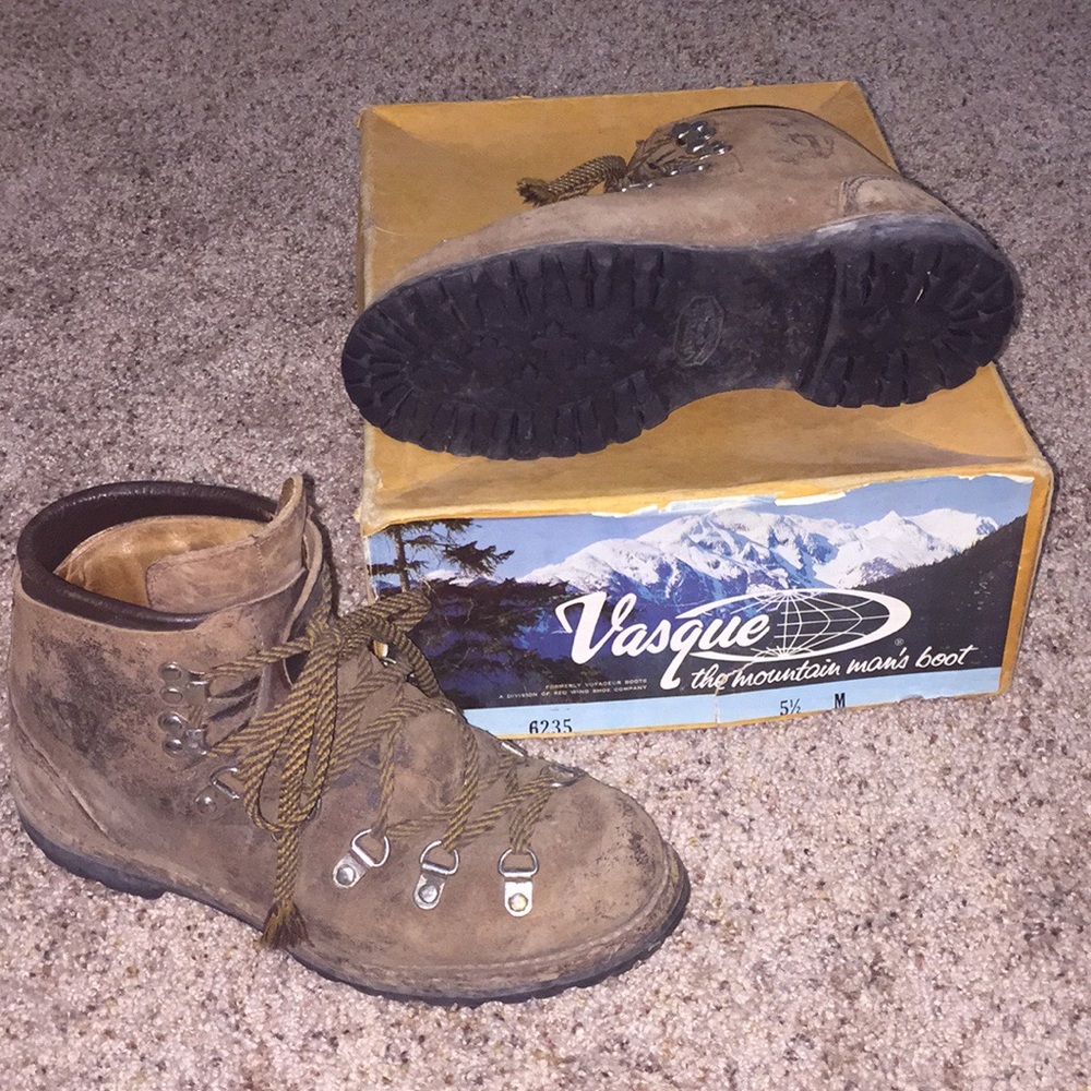 Vasque Vintage Brown Leather Hiking Boot 5.5